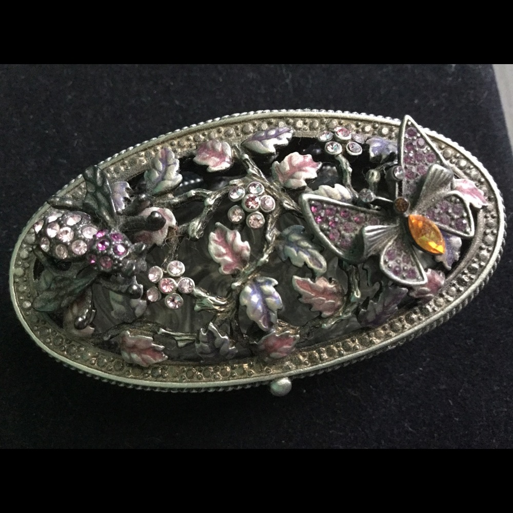 Antique looking trinket box.
